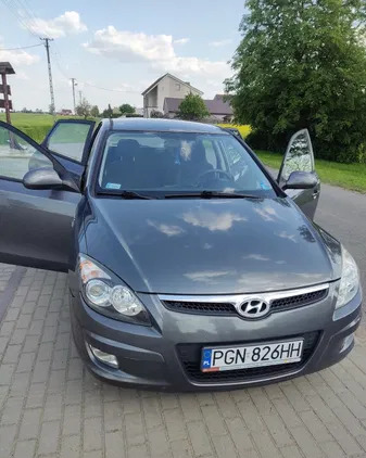 wielkopolskie Hyundai I30 cena 19000 przebieg: 123000, rok produkcji 2010 z Gniezno